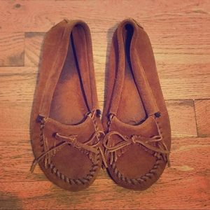 Minnetonka Moccasins Sz 6.5